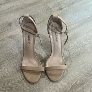 nude ankle strap heel 7 1/2 flexible price